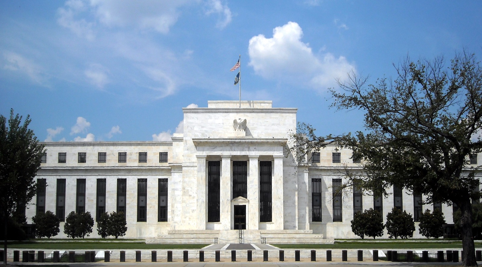 The Marriner S. Eccles Building on Constitution Avenue — about a mile from the Treasury, and holding the one lever the Treasury can't pull. Photo: AgnosticPreachersKid, via Wikimedia Commons, licen…